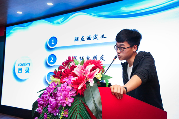 “家?；?，攜手共進(jìn)”——2019級新生基礎(chǔ)階段課程結(jié)課答辯圓滿結(jié)束