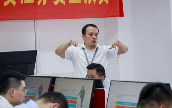 “新華·創(chuàng)新杯”項目化教學(xué)創(chuàng)新大賽，為“技能+實踐”教學(xué)助力！