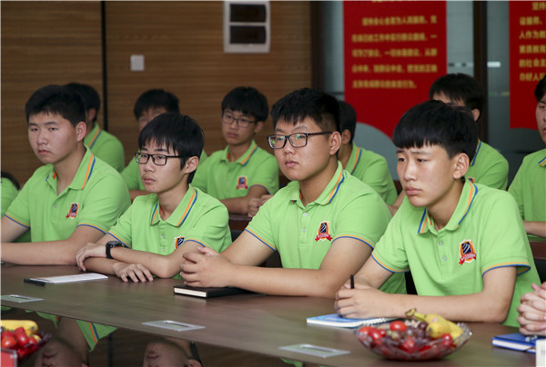 最美不過初相見！——南京新華2019年秋季新生見面會