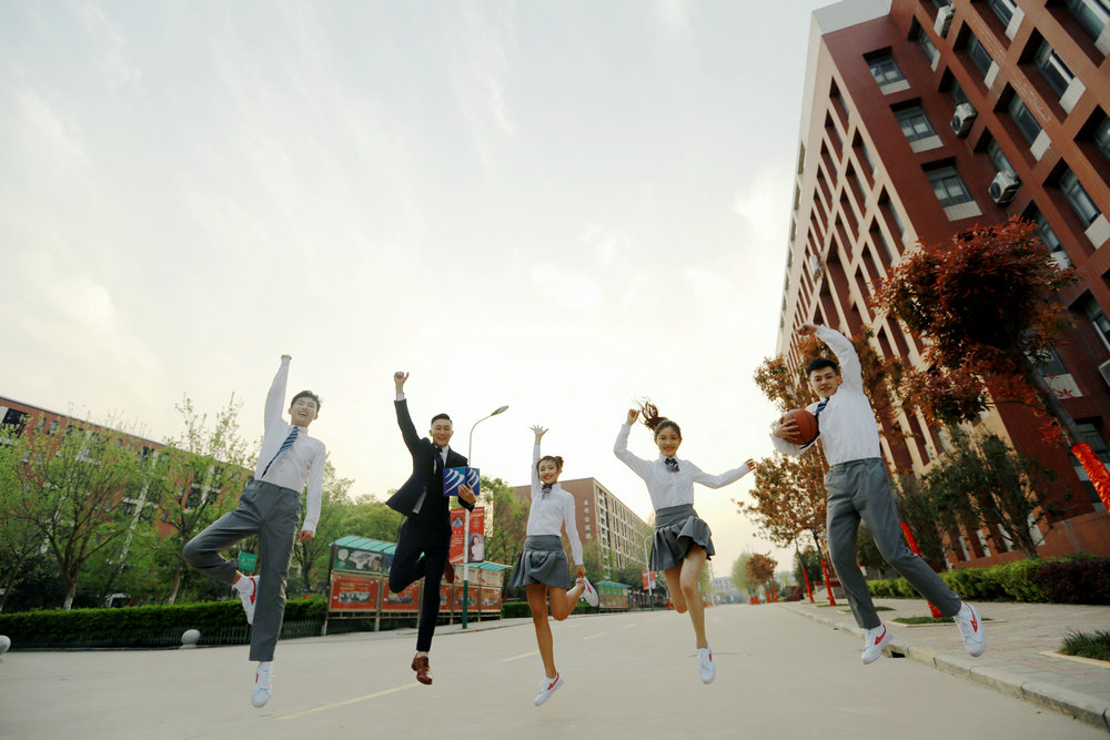 【媒體關注】什么樣的學校好，就業(yè)前景是擇校的金標準