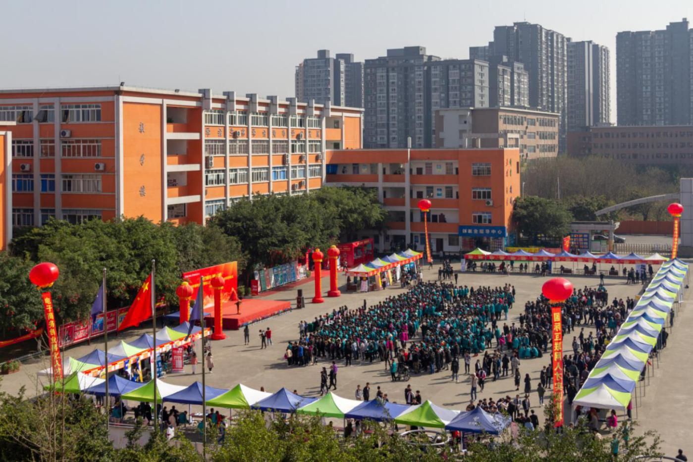 【媒體關(guān)注】新華就業(yè)怎么樣，推薦就業(yè)嗎？