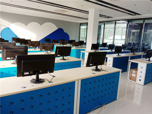 新華互聯(lián)網(wǎng)科技強勢入駐華北區(qū)，助推內(nèi)蒙古互聯(lián)網(wǎng)產(chǎn)業(yè)發(fā)展