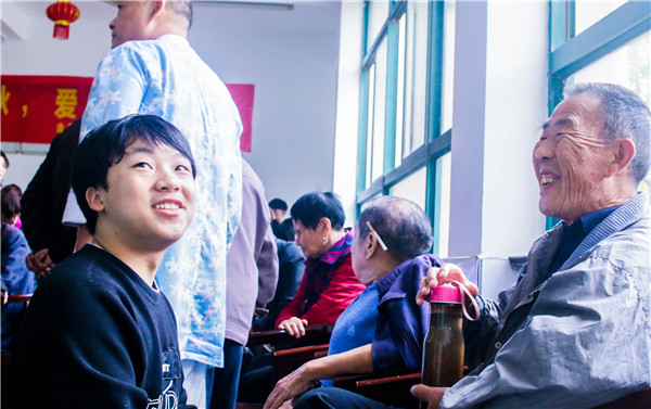 你我志愿心，傳遞敬老情——南京新華學子走進秣陵街道敬老院