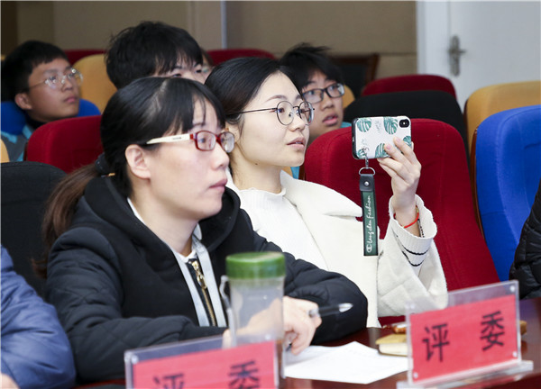 直擊現(xiàn)場——南京新華·屯和直播海報設(shè)計大賽復(fù)賽重磅來襲！