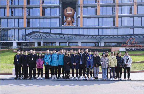 歡樂(lè)不散場(chǎng)，溫暖依然在：新華·阿里、蘇寧科技體驗(yàn)之旅