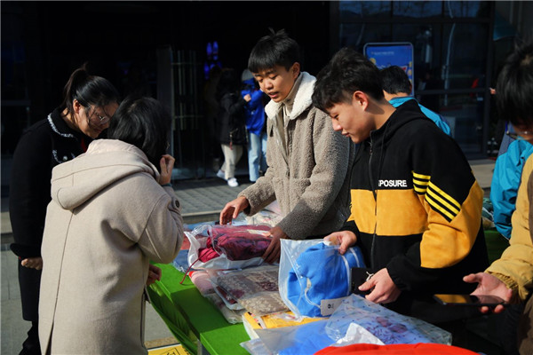 雙十二電商折扣哪家強？來看看魔創(chuàng)直播吧!