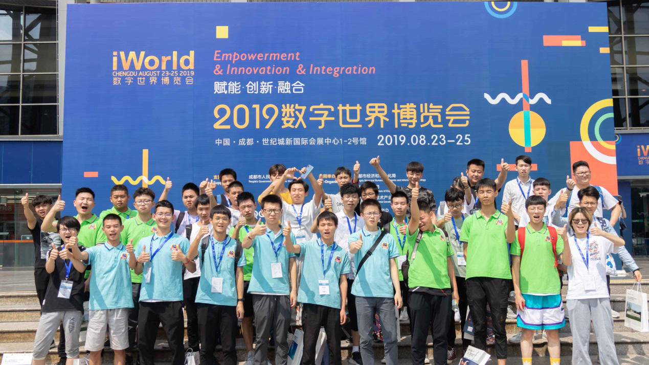 新華暖心教育，緣何成為家長們放心的學(xué)校？