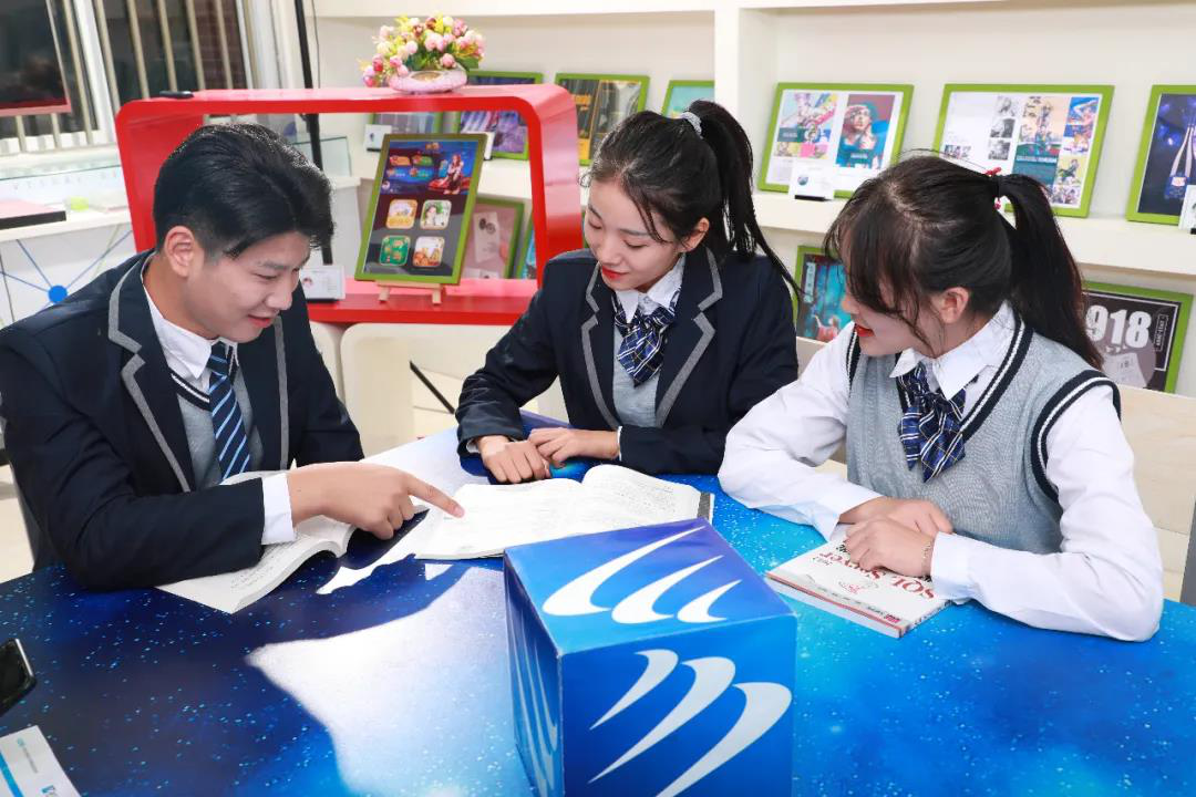 匠心實力筑造品牌教育！大品牌，更信賴！