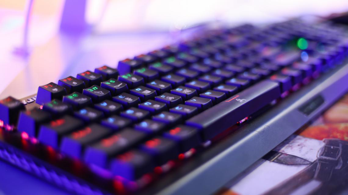 中國電競用戶規(guī)模達4.84億人！電子競技就是打游戲？NO!