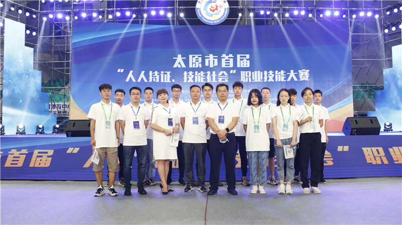 新華<a href=http://njxh.cn target=_blank class=infotextkey>專業(yè)</a>說——中國網(wǎng)民破9億，UI設(shè)計(jì)蓬勃發(fā)展！