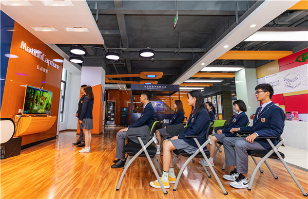 南京新華五一試學(xué)體驗(yàn)周火爆開啟！