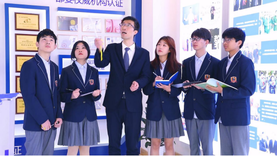 為熱愛而選擇，為選擇而執(zhí)著