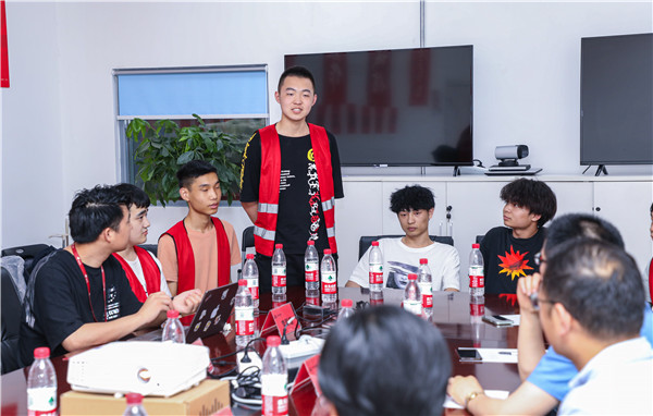 實習(xí)正當(dāng)時，慰問暖人心