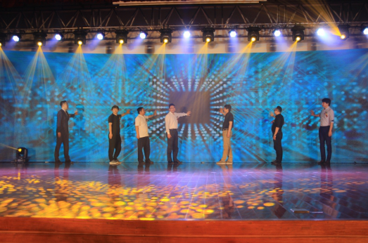 盛世回顧 職教前沿，新華互聯(lián)網(wǎng)科技?xì)v次發(fā)布會(huì)回顧