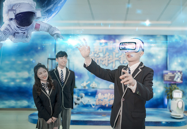 未來(lái)15年，職業(yè)教育有望成為人才成長(zhǎng)的“第二賽道”