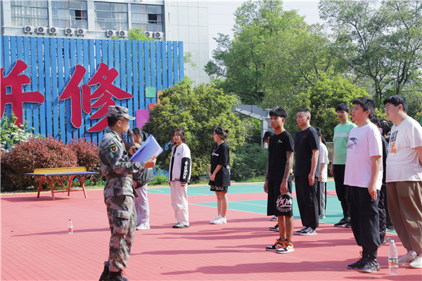 青春飛揚(yáng) 逐夢(mèng)啟航|南京新華2022春季素質(zhì)拓展周開(kāi)始啦！