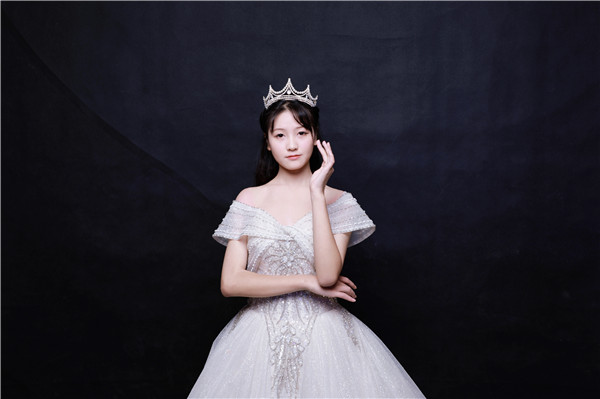 南京新華互聯(lián)網(wǎng)+美妝與形象設(shè)計(jì)<a href=http://njxh.cn target=_blank class=infotextkey>專(zhuān)業(yè)</a>結(jié)課答辯分享會(huì)圓滿落幕！