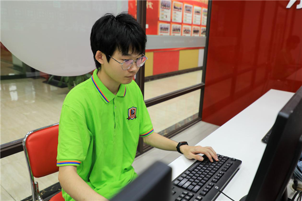 技能之光 點(diǎn)亮職業(yè)夢(mèng)想！新華互聯(lián)網(wǎng)科技邀您共同參與新華杯全國職業(yè)技能大賽！