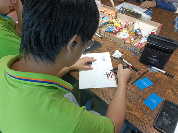 法治在我心，安全伴我行——南京新華法制安全繪畫(huà)大賽圓滿舉行