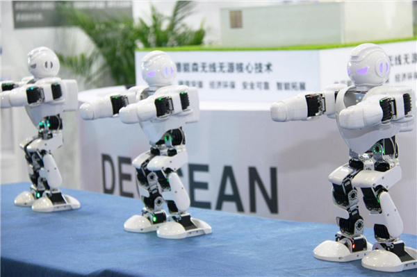 專業(yè)解析|看新華學(xué)子如何在校企聯(lián)盟下就業(yè)突圍！