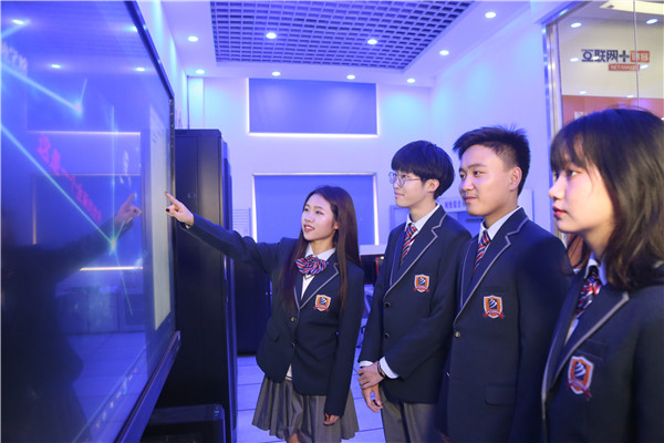 步入職場(chǎng)，該如何摒棄“學(xué)生思維”？