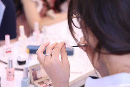 十五六歲沒學(xué)歷沒背景？選對(duì)賽道照樣改寫人生