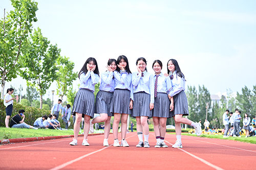 沒有基礎，初中畢業(yè)，能學好電腦嗎？