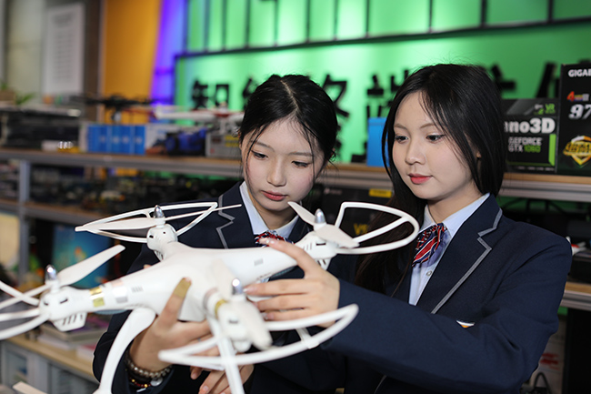 無(wú)人機(jī)考證，政策扶持！