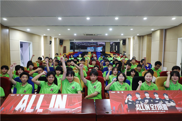 2022 PEL夏季賽落幕，南京新華線下觀賽氛圍火熱